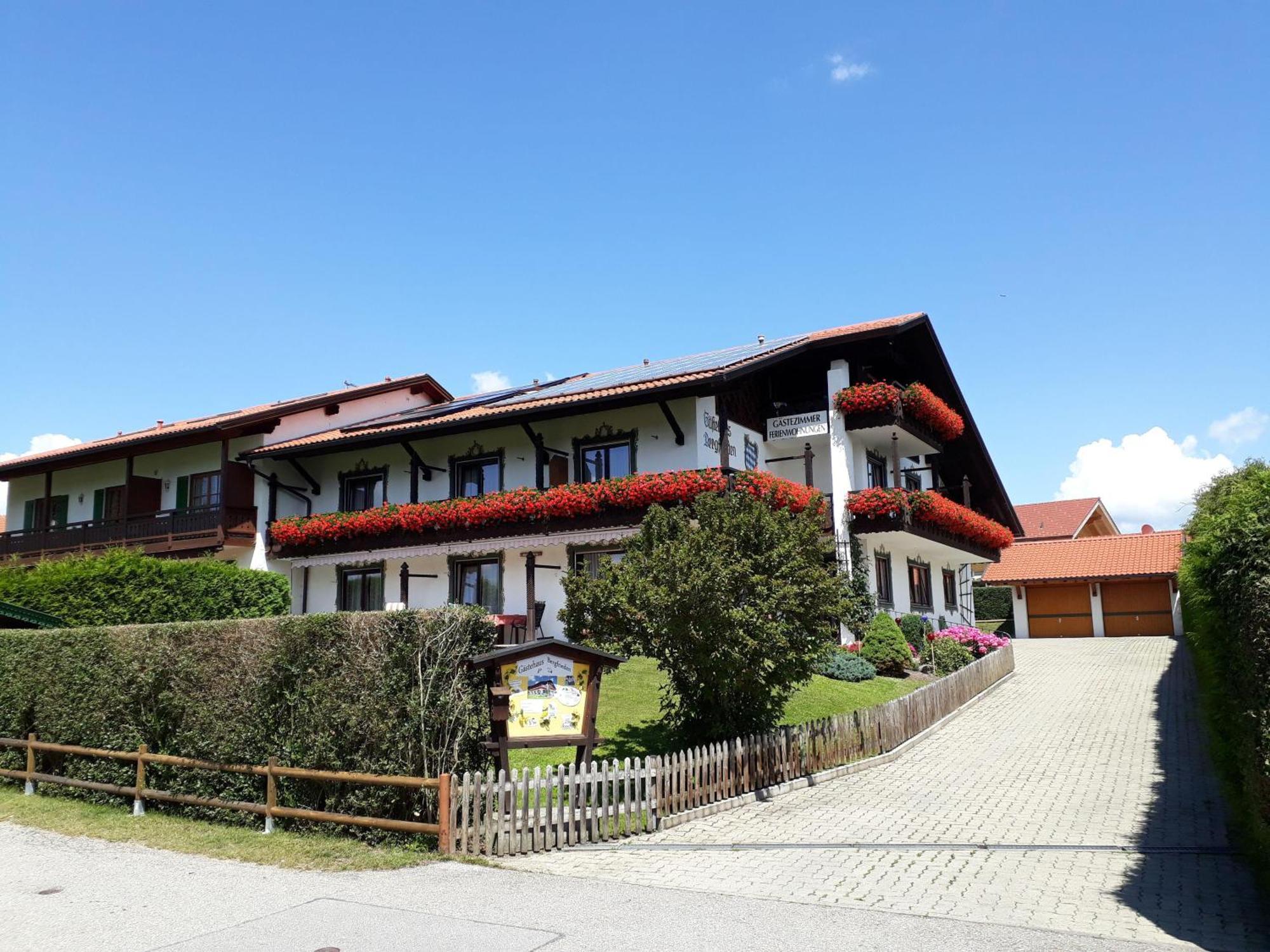 Ferienwohnung-Susanne-Im-Gaestehaus-Bergfrieden Bad Bayersoien ภายนอก รูปภาพ