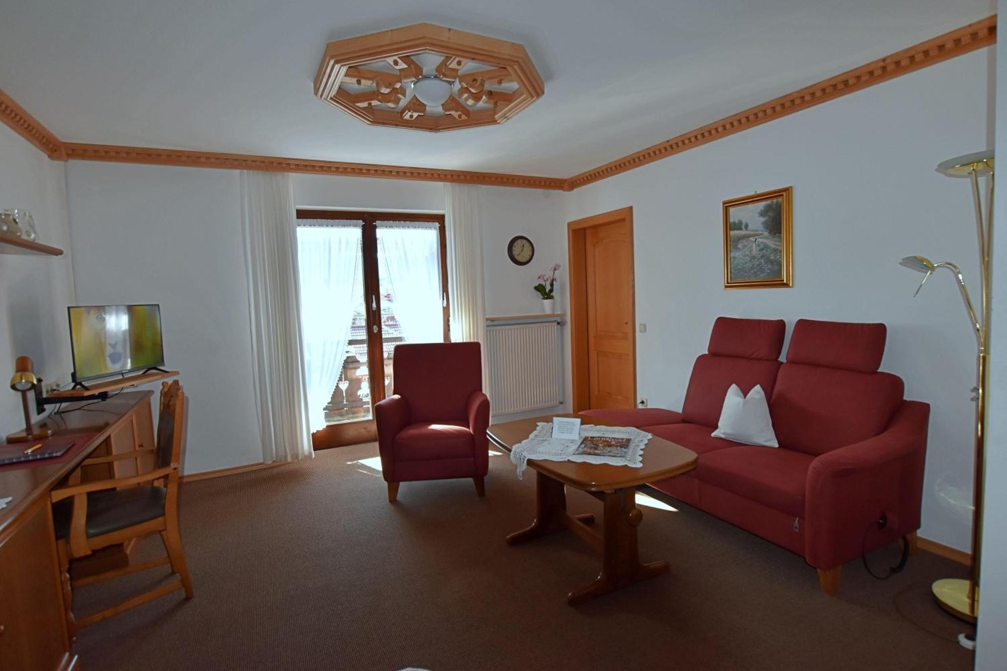 Ferienwohnung-Susanne-Im-Gaestehaus-Bergfrieden Bad Bayersoien ภายนอก รูปภาพ